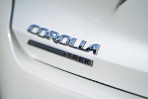 Toyota Corolla Trek Hybrid 2020 года  (UK)
